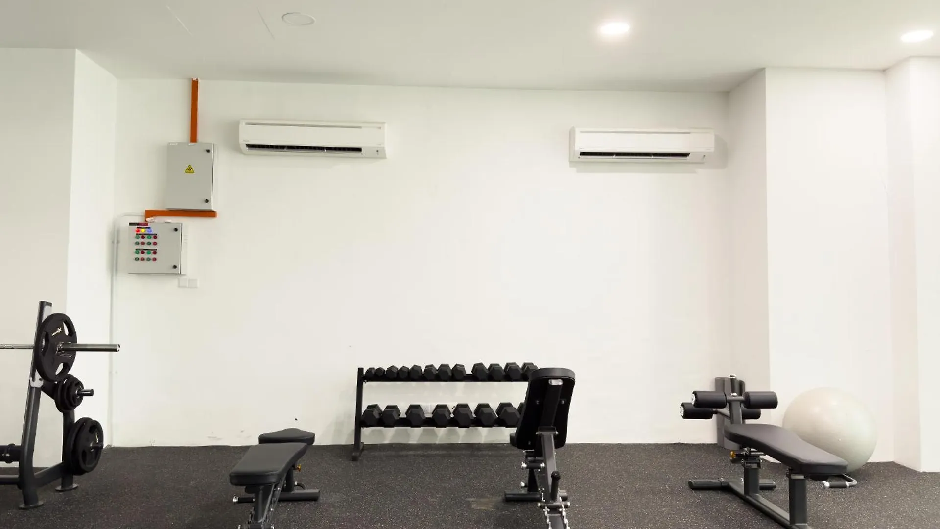 Cozy 2-Bed Retreat - F&B Mart - Chan Sow Lin Kuala Lumpur 0*,